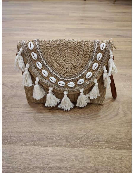 Bolso mimbre con borlones narciso