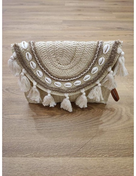 Bolso mimbre con borlones narciso