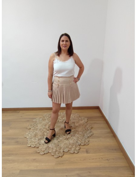 Falda corta tela botones